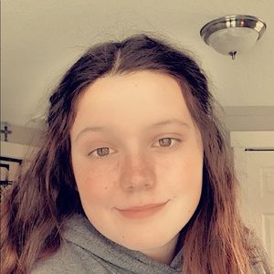 Meet your Posher, Elisa